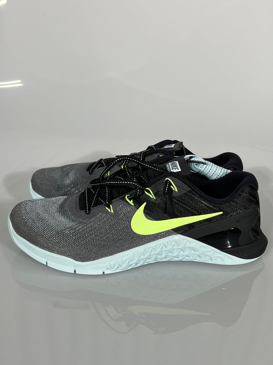 Nike Metcon 3 Athletic Shoes